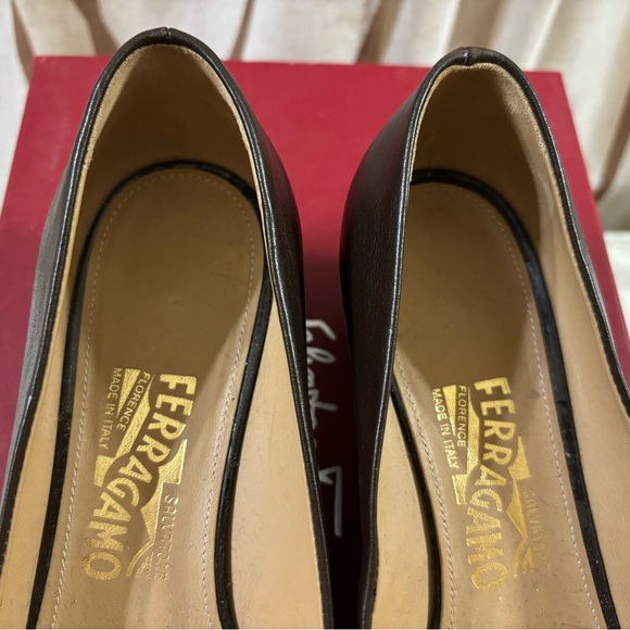🆕 Salvatore Ferragamo Women's Pumps🥰 - Picture 4 of 10